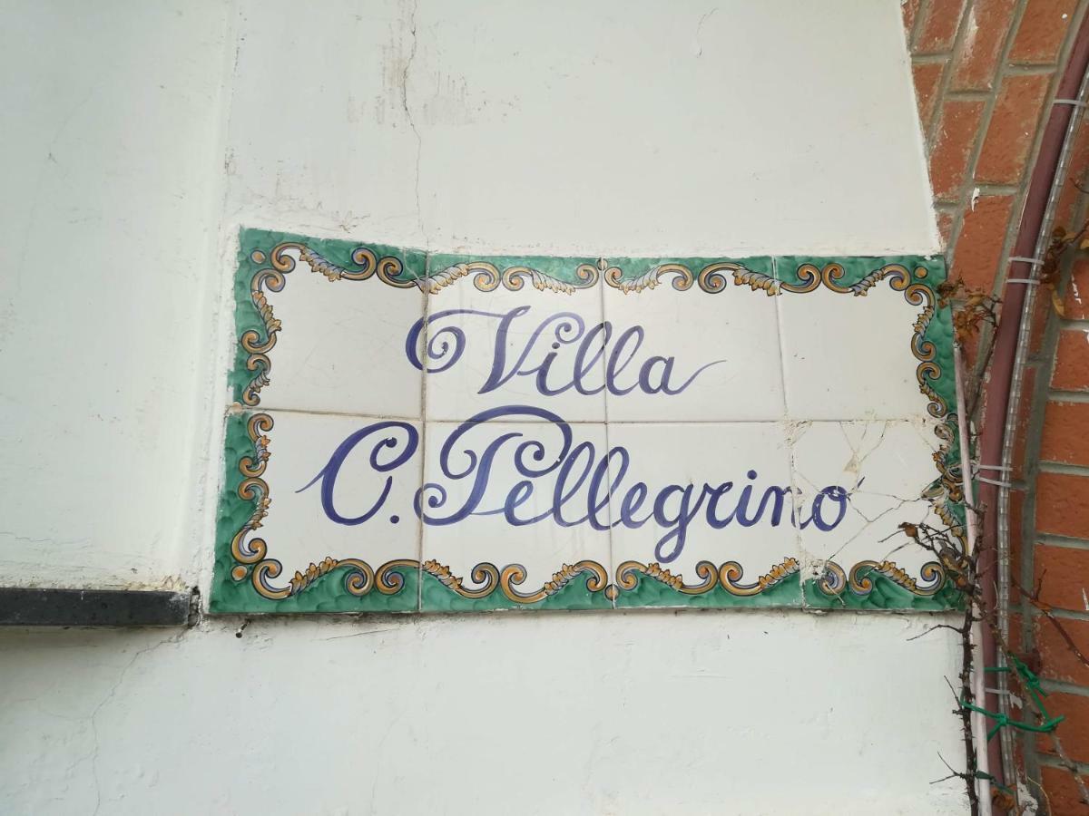 Casa Vacanze Villa Pellegrino Салерно Экстерьер фото